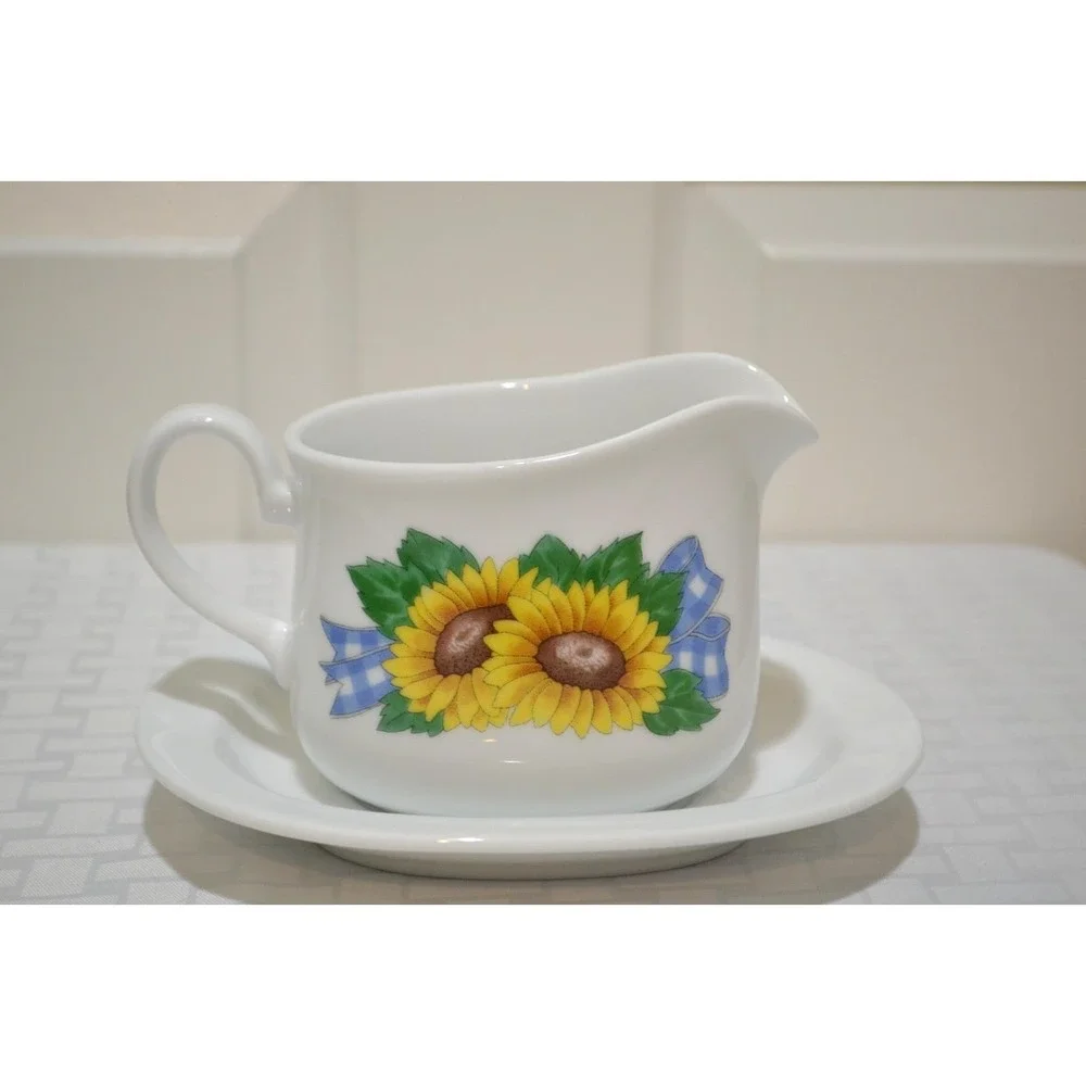 Vintage Corelle Sunsations Gravy Boat Complete 2 Piece Set with Box Unused